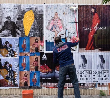  Marais poster hanger 