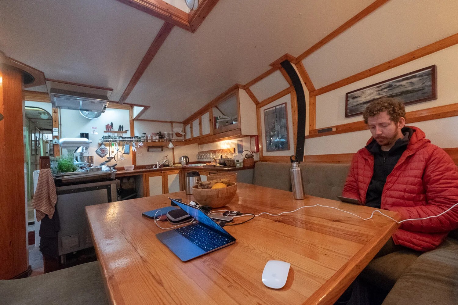  Port side of the galley and dining area 