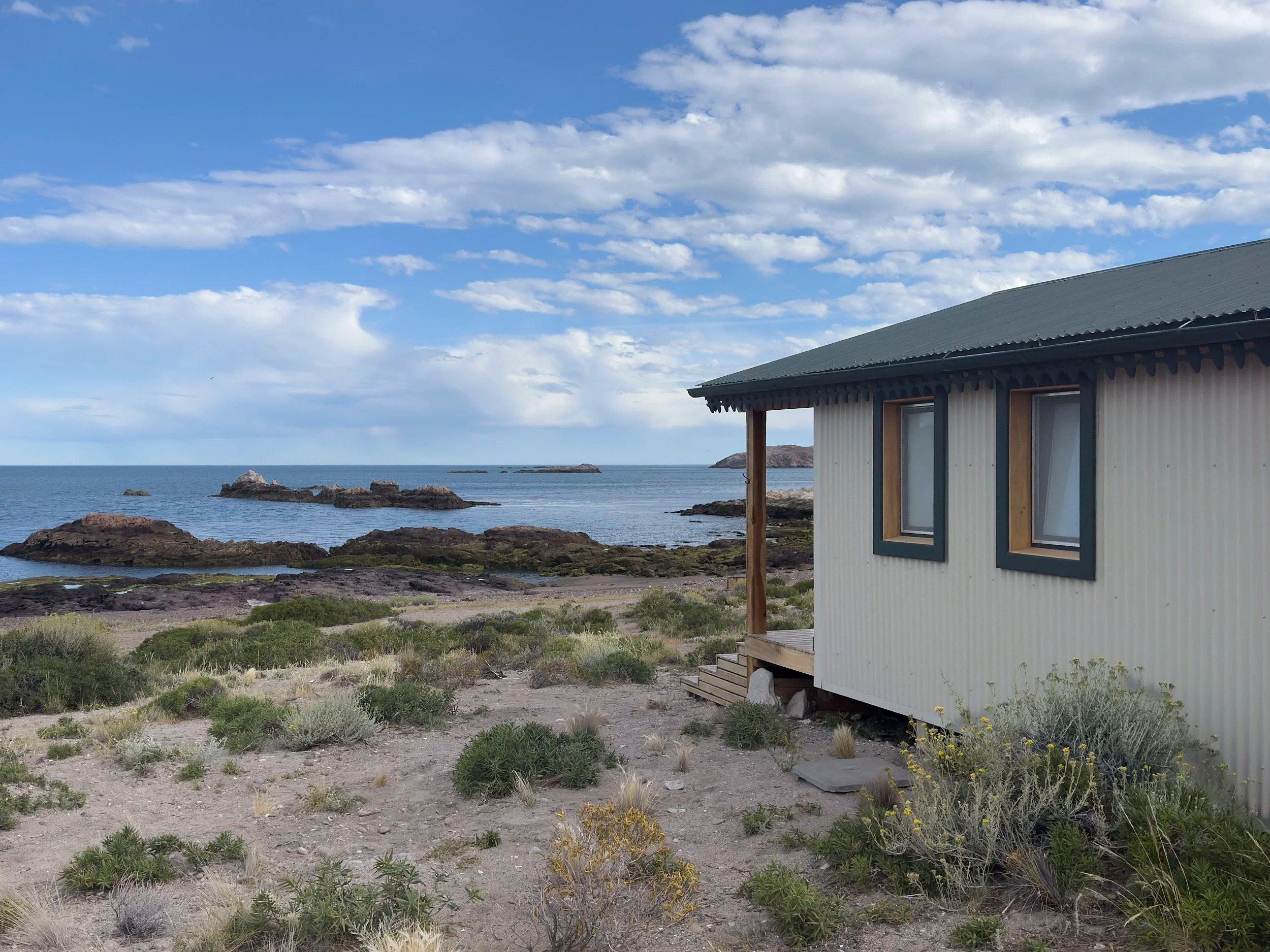  Isla Leones Camp eco hut 