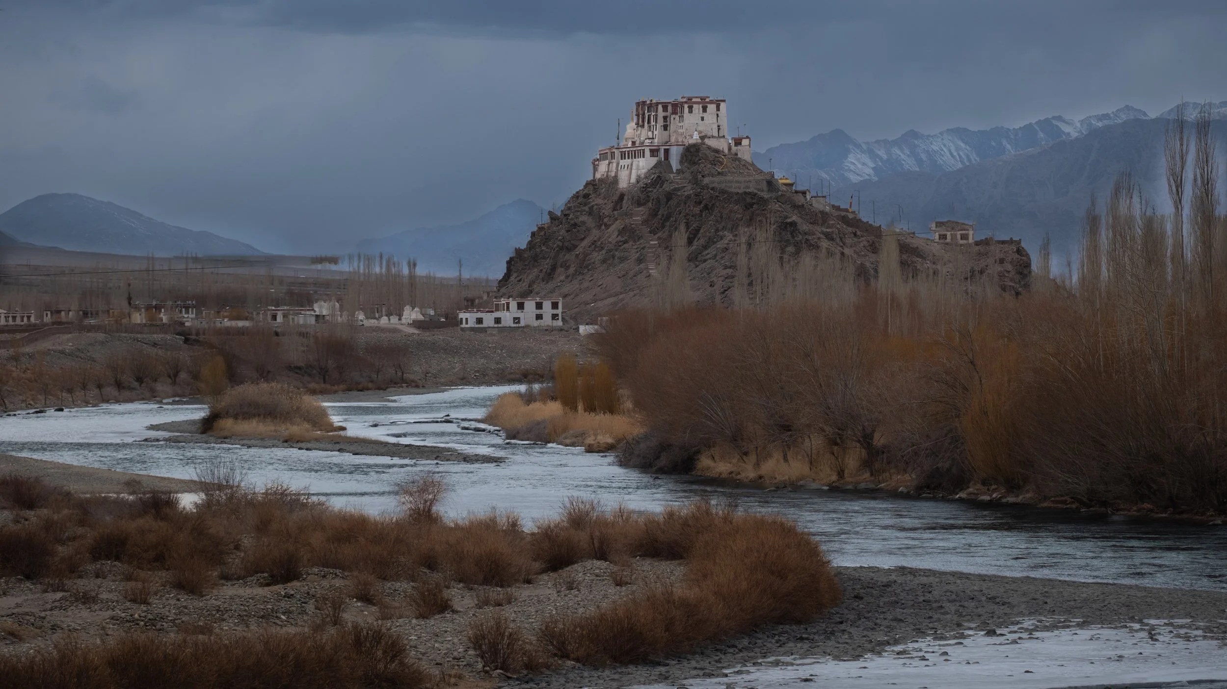  Hilltop monastery, Leh 